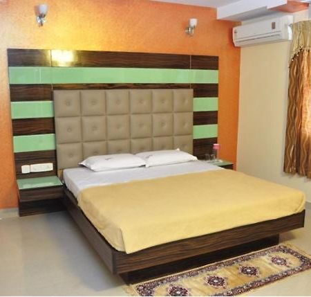 Hotel Seven Hills Inn Tirupati Exterior foto